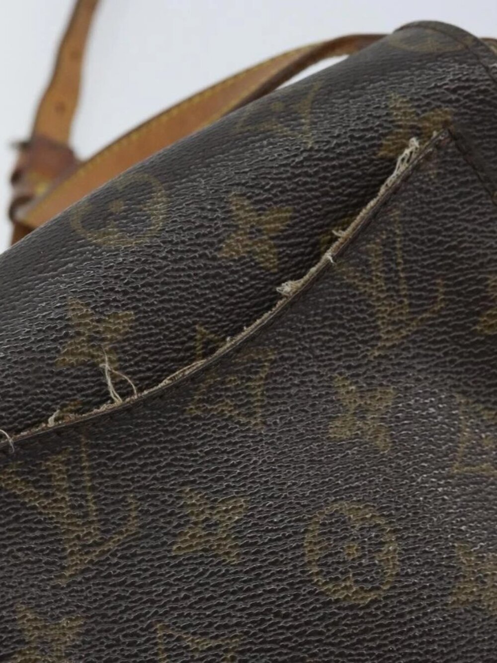 LOUIS VUITTON Monogram Saint Cloud PM Shoulder Bag M51244 LV Auth BA10464 - Picture 3 of 11